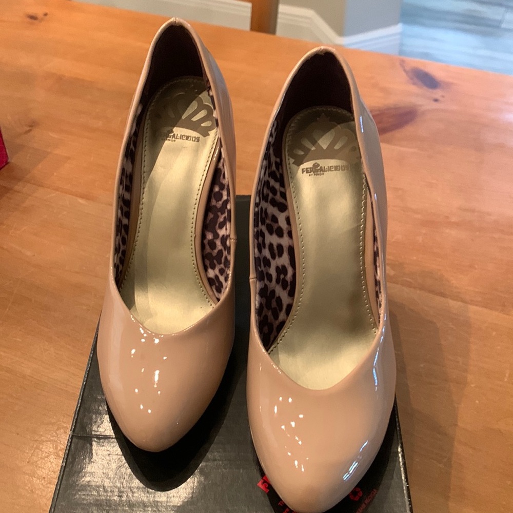 Ladies Fergalicious nude patten leather heels excellent condition. Worn once